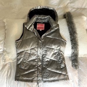 Isaac Mizrahi SILVER winter vest
